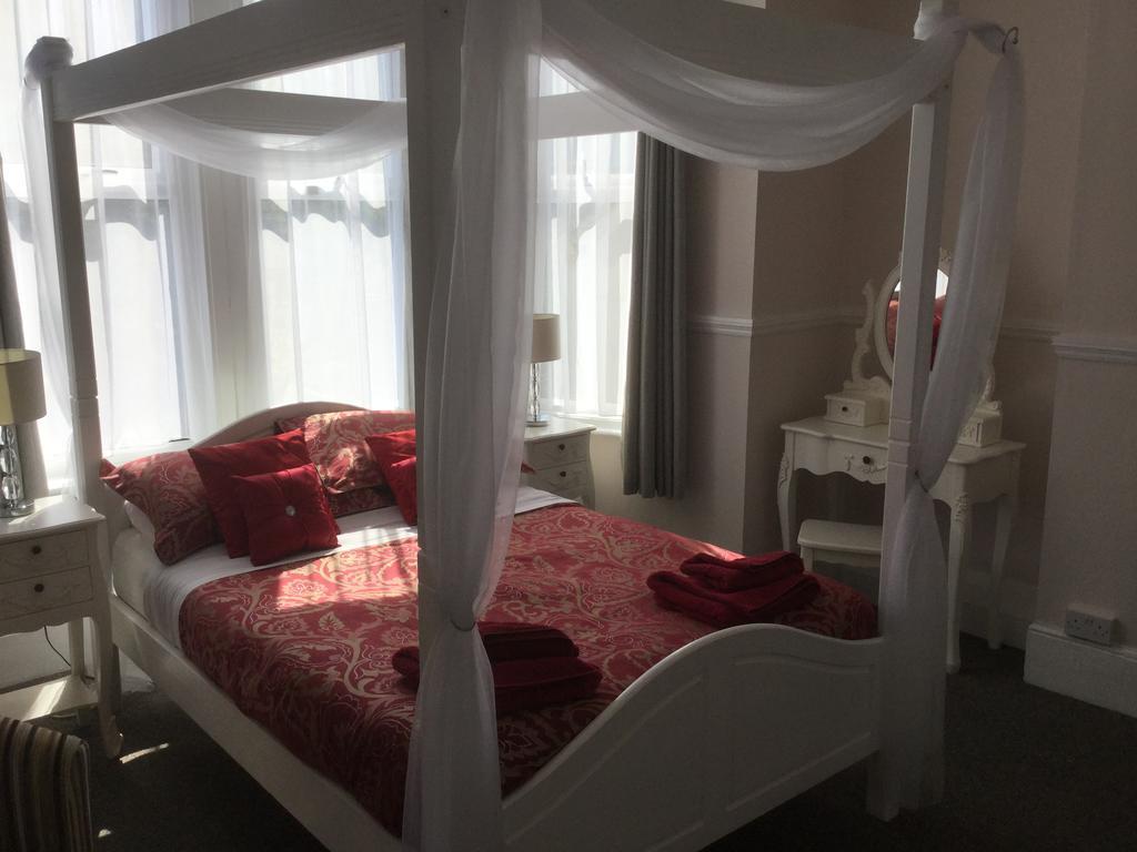 Отель Clare House Дувр Экстерьер фото